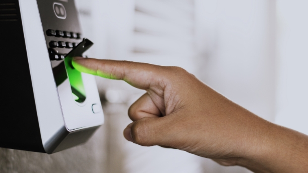 control de accesos y presencia